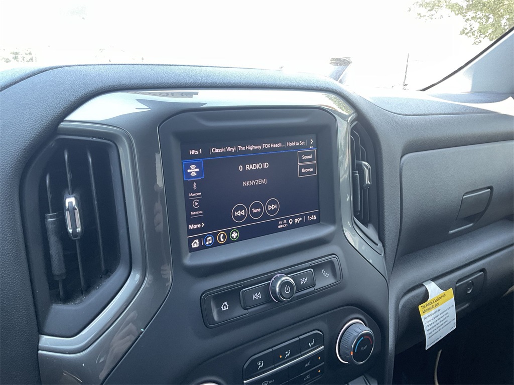 2022 Chevrolet Silverado 1500 Custom Trail Boss photo 11