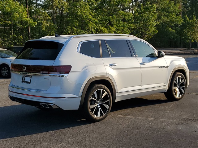 2025 Volkswagen Atlas SEL Premium R-Line photo 4