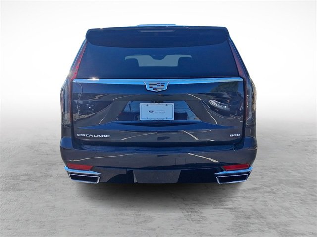 2022 Cadillac Escalade Premium Luxury photo 3