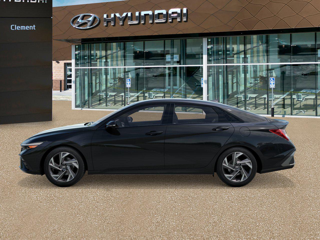 2025 Hyundai Elantra SEL Sport photo 3