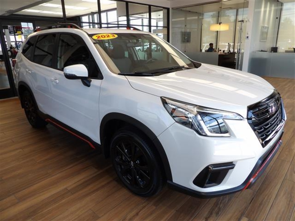 2023 Subaru Forester Sport photo 3
