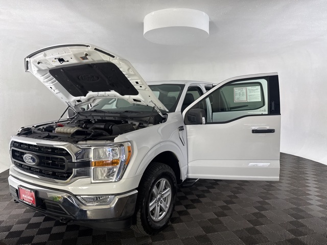 2021 Ford F-150 XLT photo 17