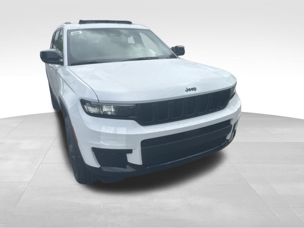 2025 Jeep Grand Cherokee Altitude X photo 22