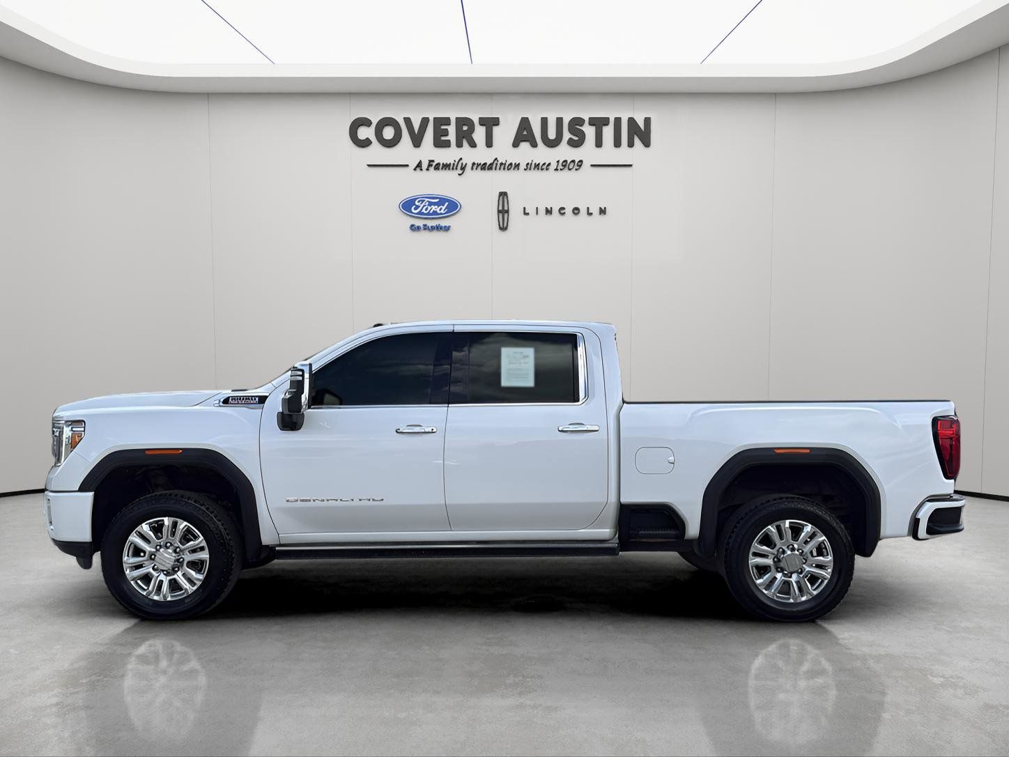 2023 Gmc Sierra 2500 Denali photo 2