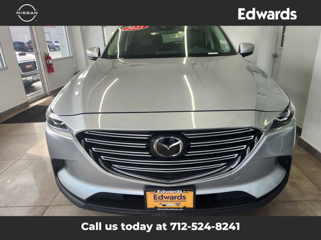 2023 Mazda CX-9 Touring photo 3