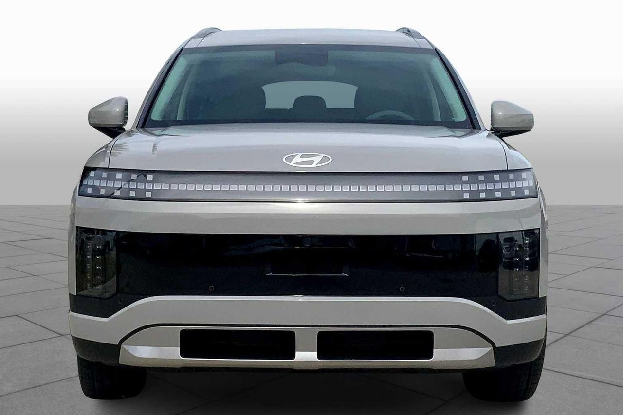 2026 Hyundai Ioniq photo 2