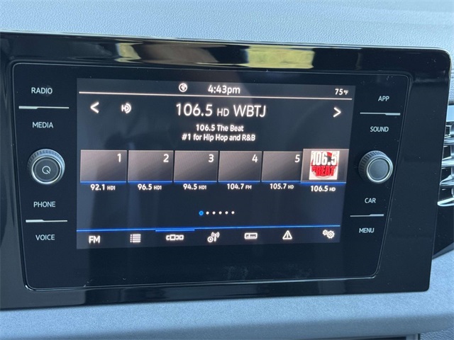 2026 Volkswagen Jetta 1.5T SE photo 3