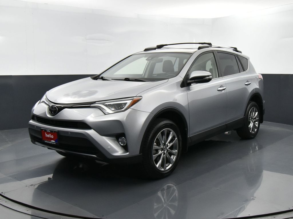 2018 Toyota RAV4 Limited photo 3