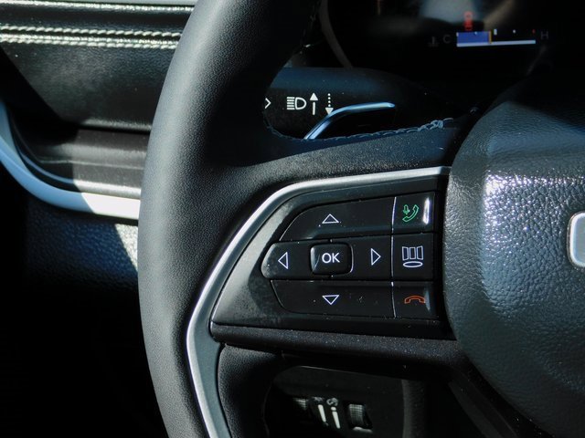 2023 Jeep Grand Cherokee Laredo Altitude photo 18