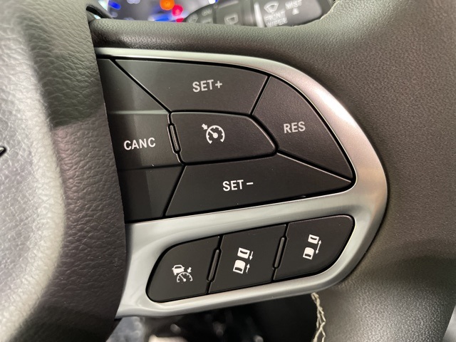 2025 Chrysler Pacifica photo 25
