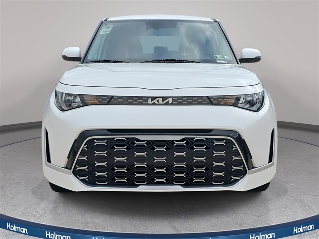 2023 Kia Soul GT-Line photo 2