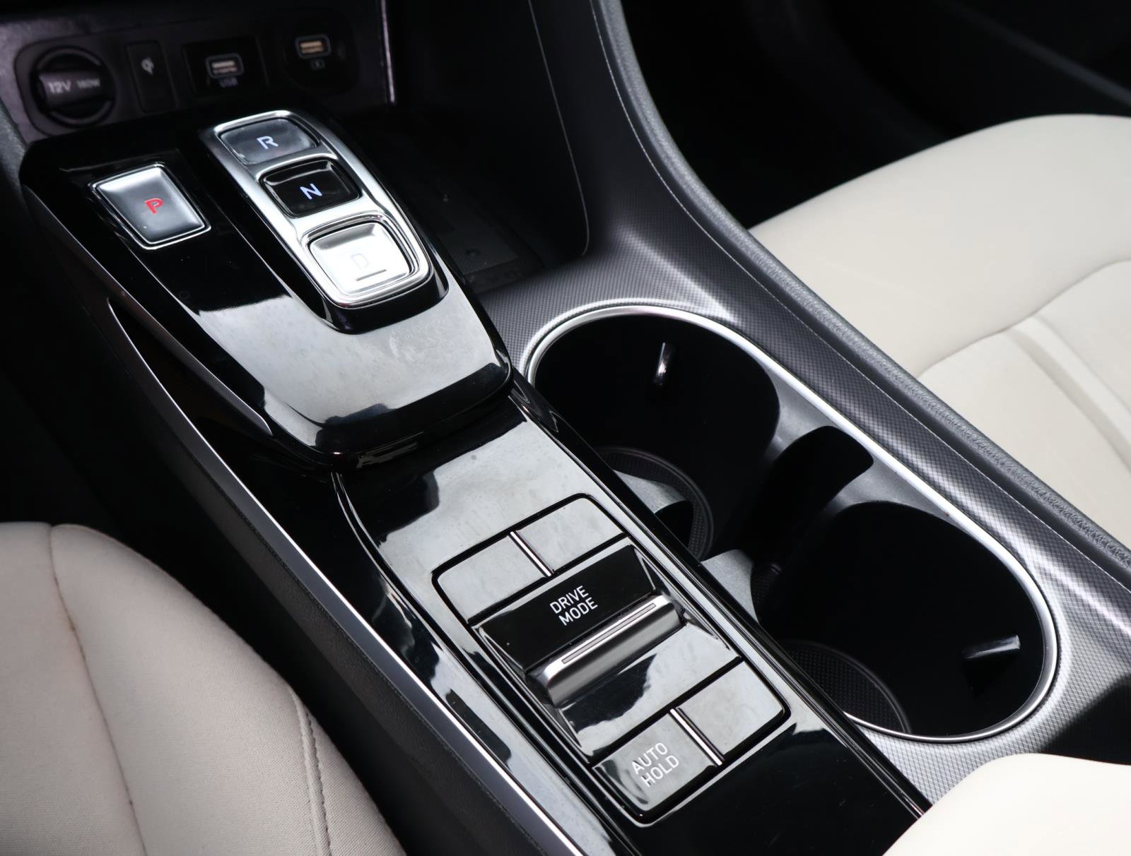 2022 Hyundai Sonata SEL photo 22