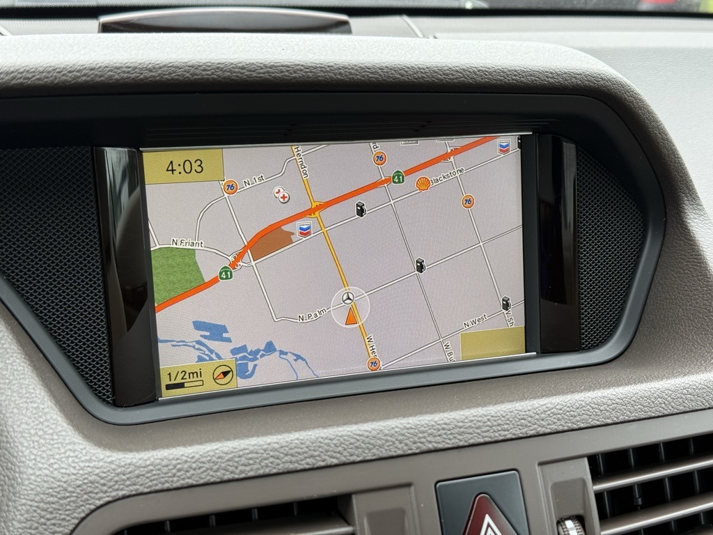 2012 Mercedes Benz E 550 photo 3