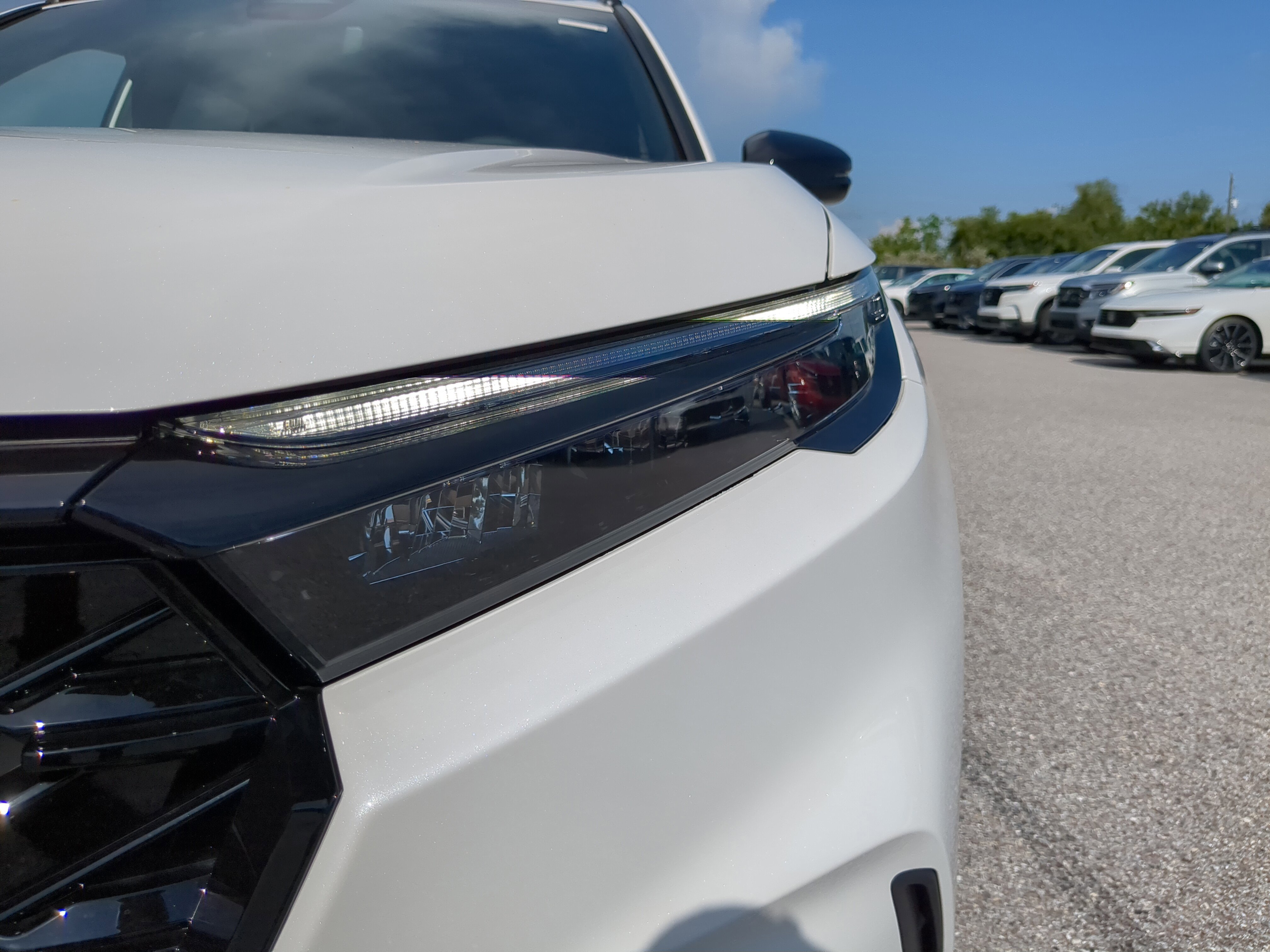 2026 Honda CR-V Hybrid Sport-L photo 2