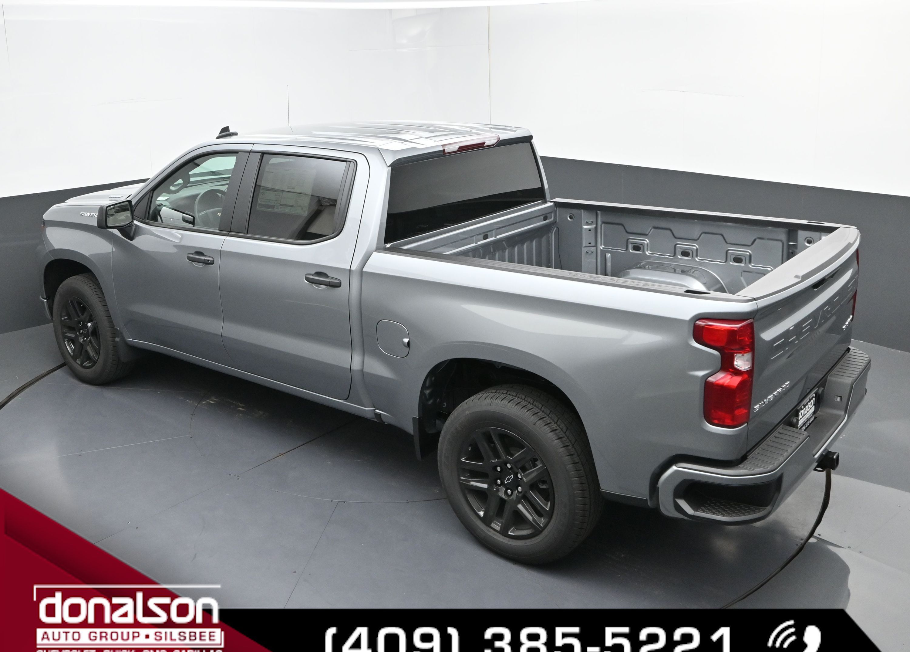 2026 Chevrolet Silverado Custom photo 17