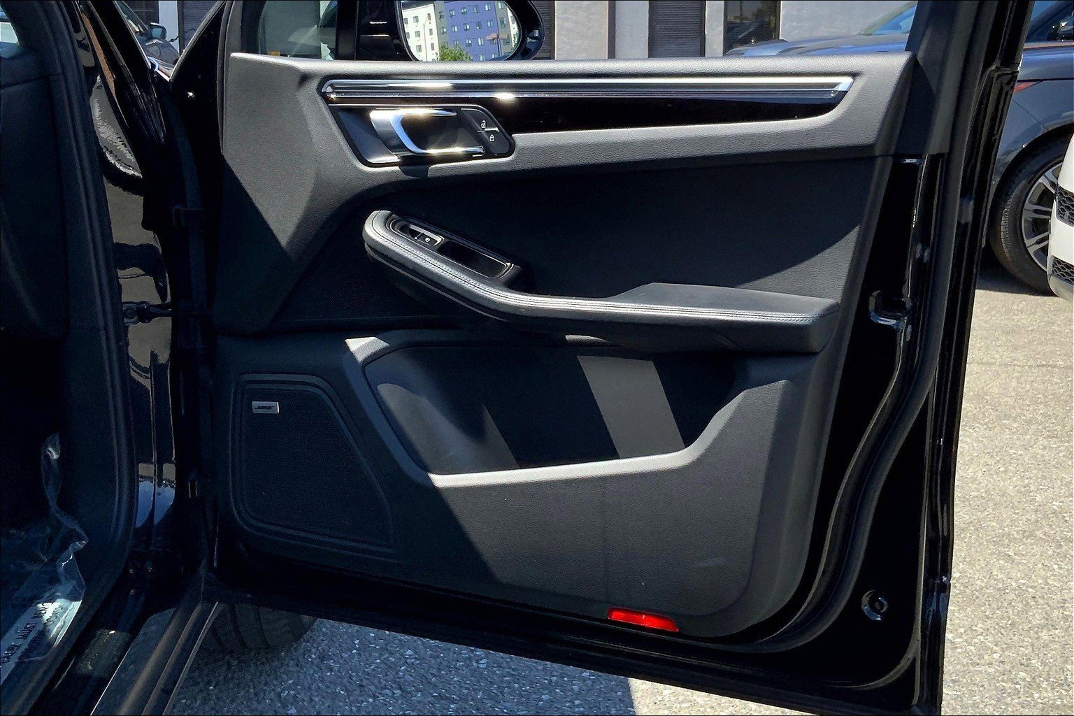 2021 Porsche Macan S photo 24