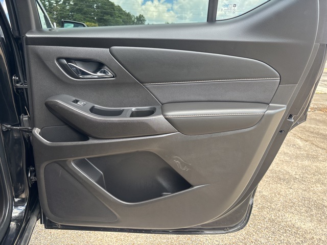 2021 Chevrolet Traverse Premier photo 11
