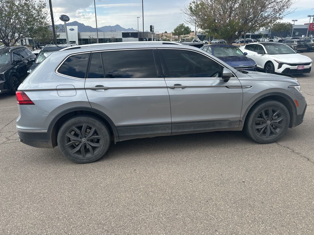 2022 Volkswagen Tiguan SE photo 7