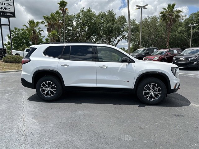 2025 Gmc Acadia AT4 photo 3