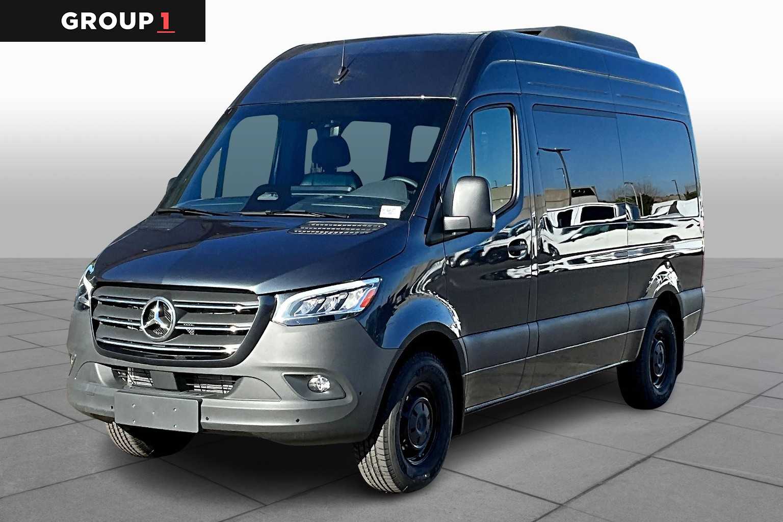2025 Mercedes-Benz Sprinter Passenger Van Base's photo