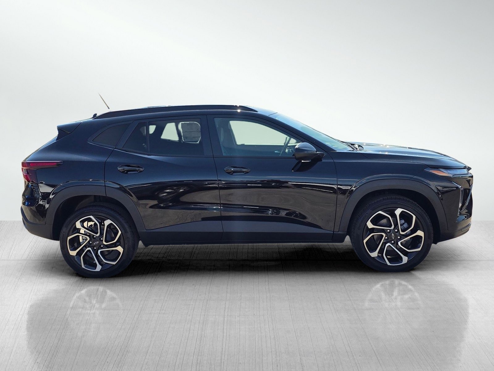 2025 Chevrolet Trax photo 5