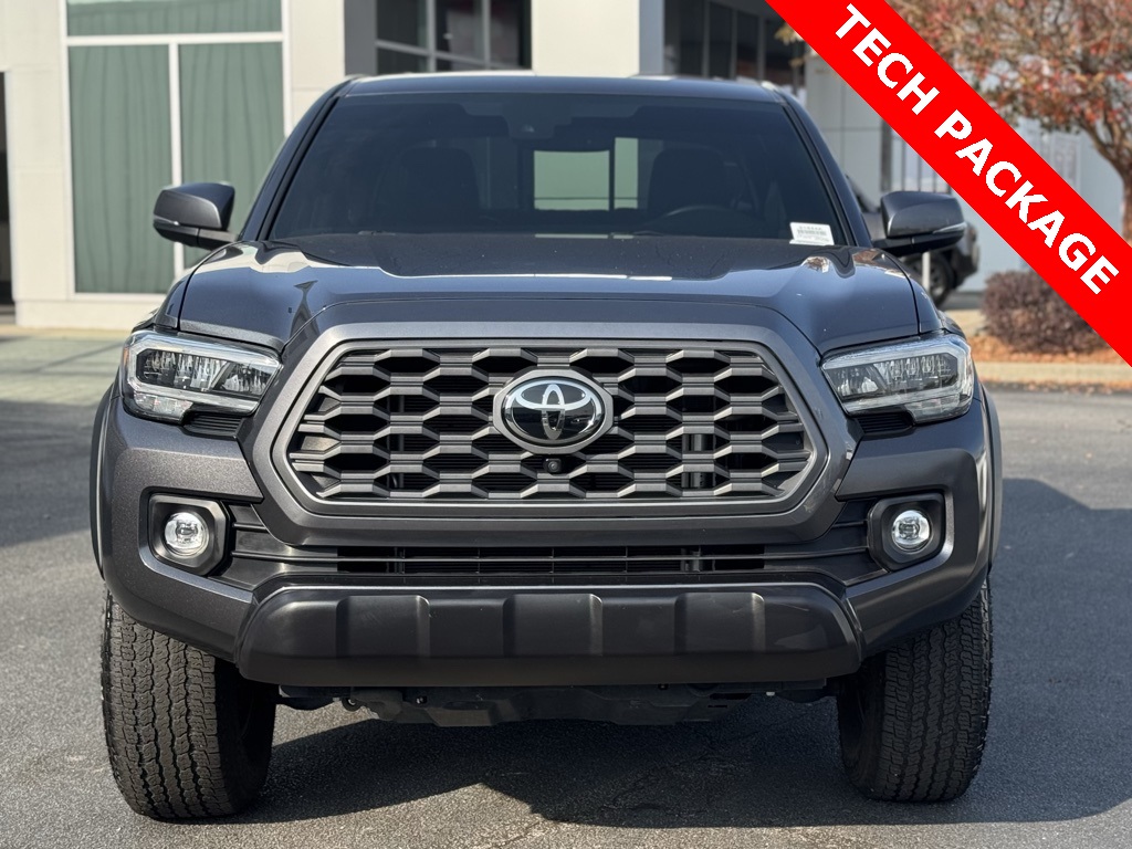 2023 Toyota Tacoma TRD Off-Road V6 photo 2