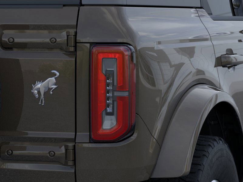 2025 Ford Bronco Outer Banks photo 22