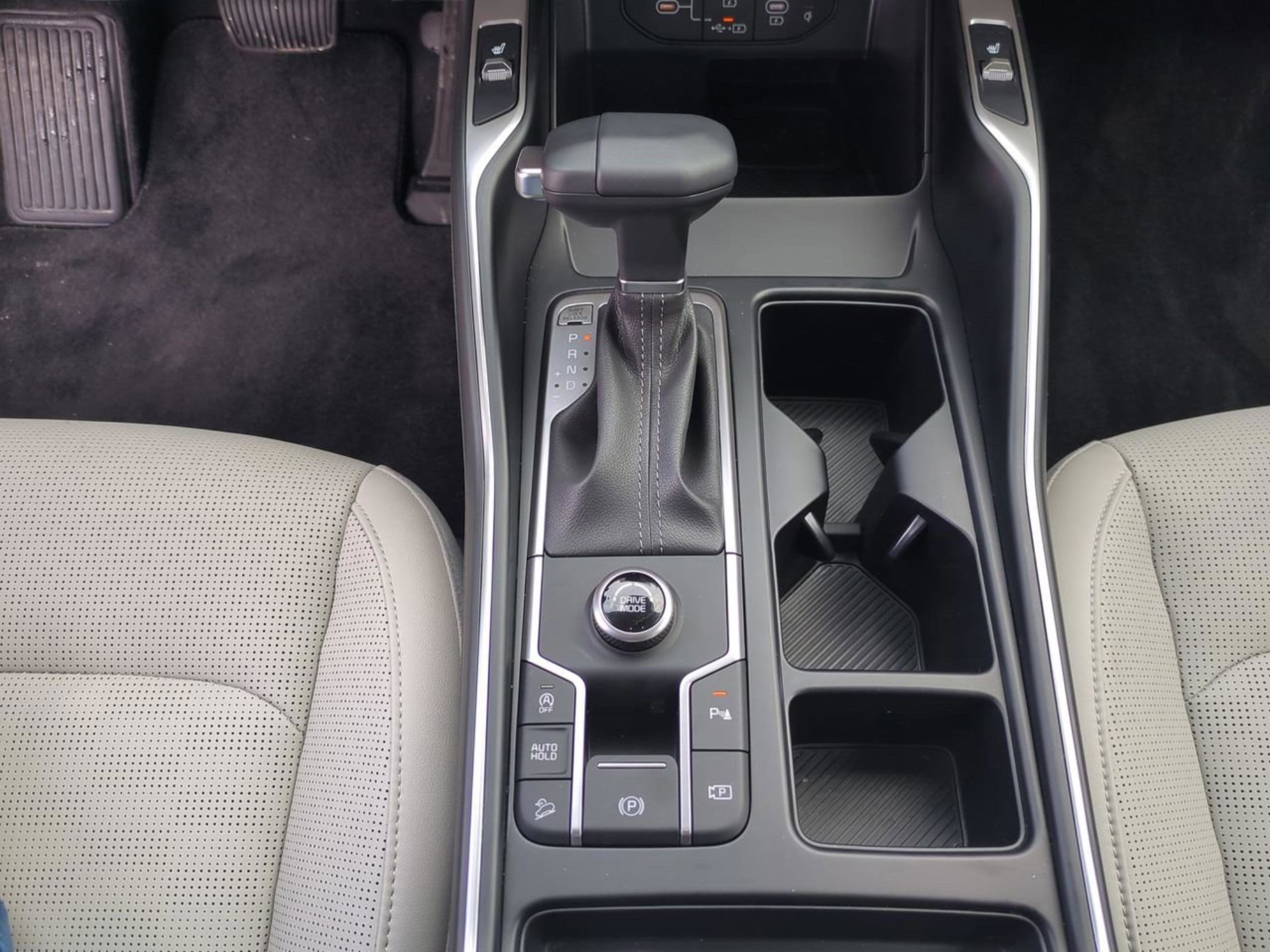 2026 Kia Sorento S photo 18