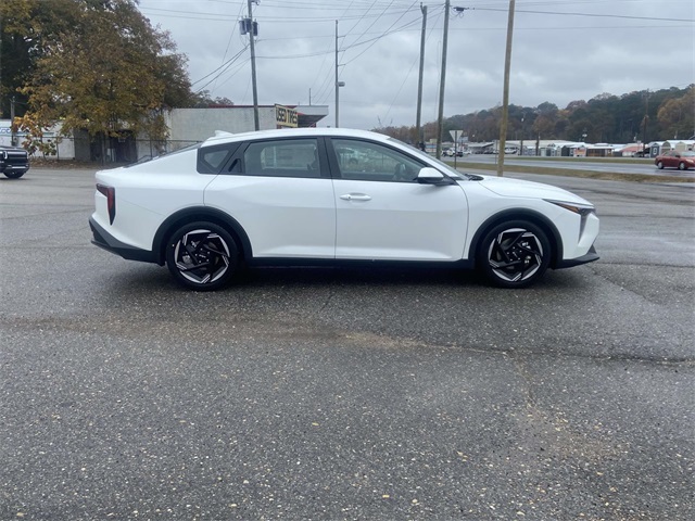 2025 Kia K4 EX photo 2