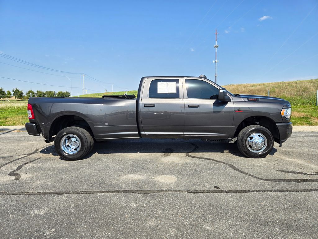 2024 Ram 3500 Tradesman photo 2
