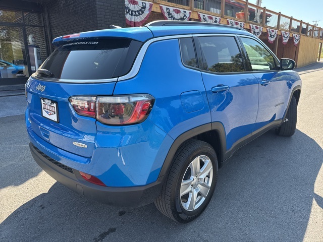 2022 Jeep Compass Latitude photo 6