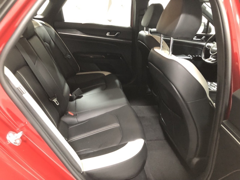 2025 Kia K5 GT-Line photo 10