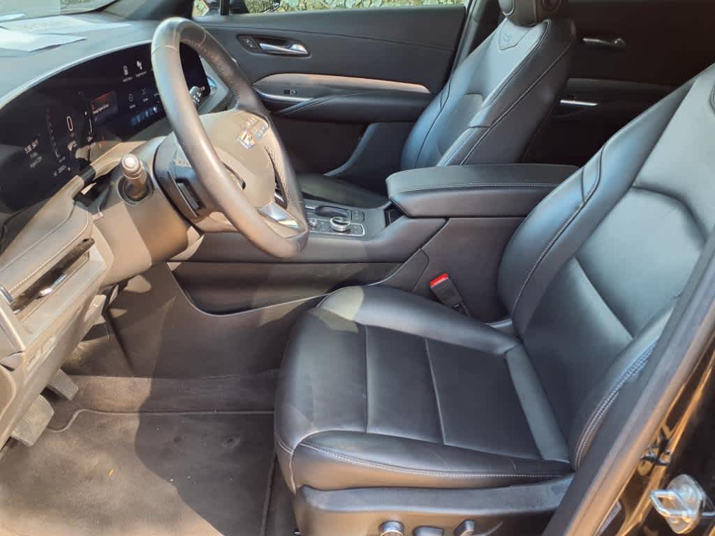2024 Cadillac XT4 Premium Luxury photo 8