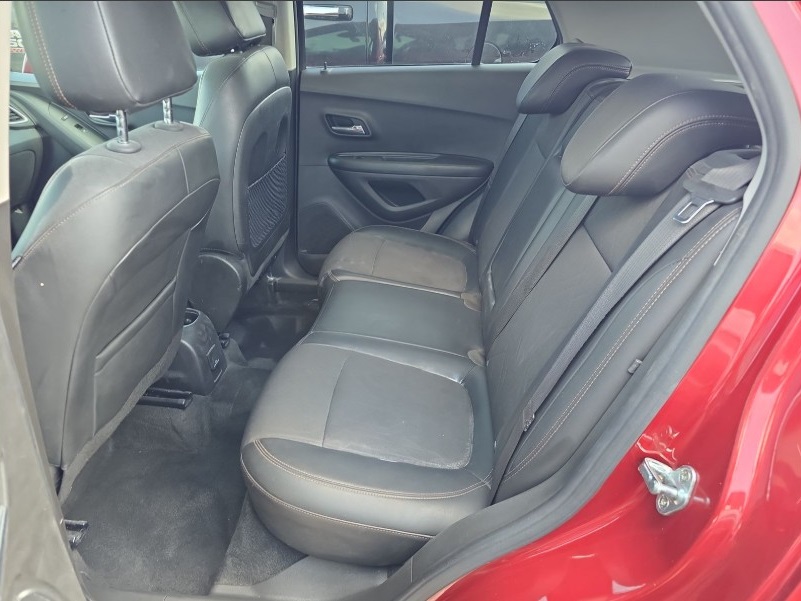 2021 Chevrolet Trax LT photo 18