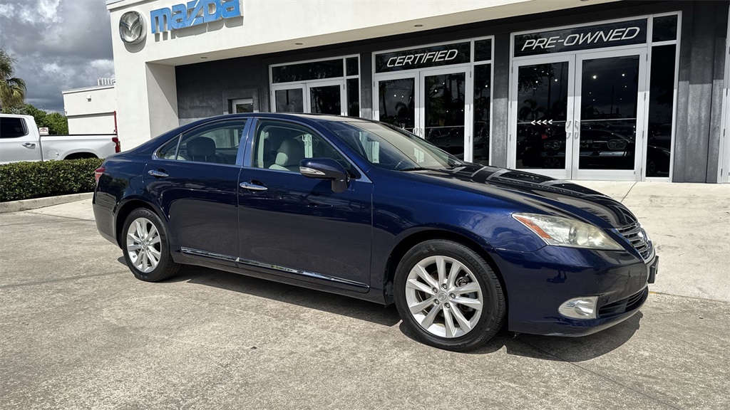 2011 Lexus ES 350 photo 5
