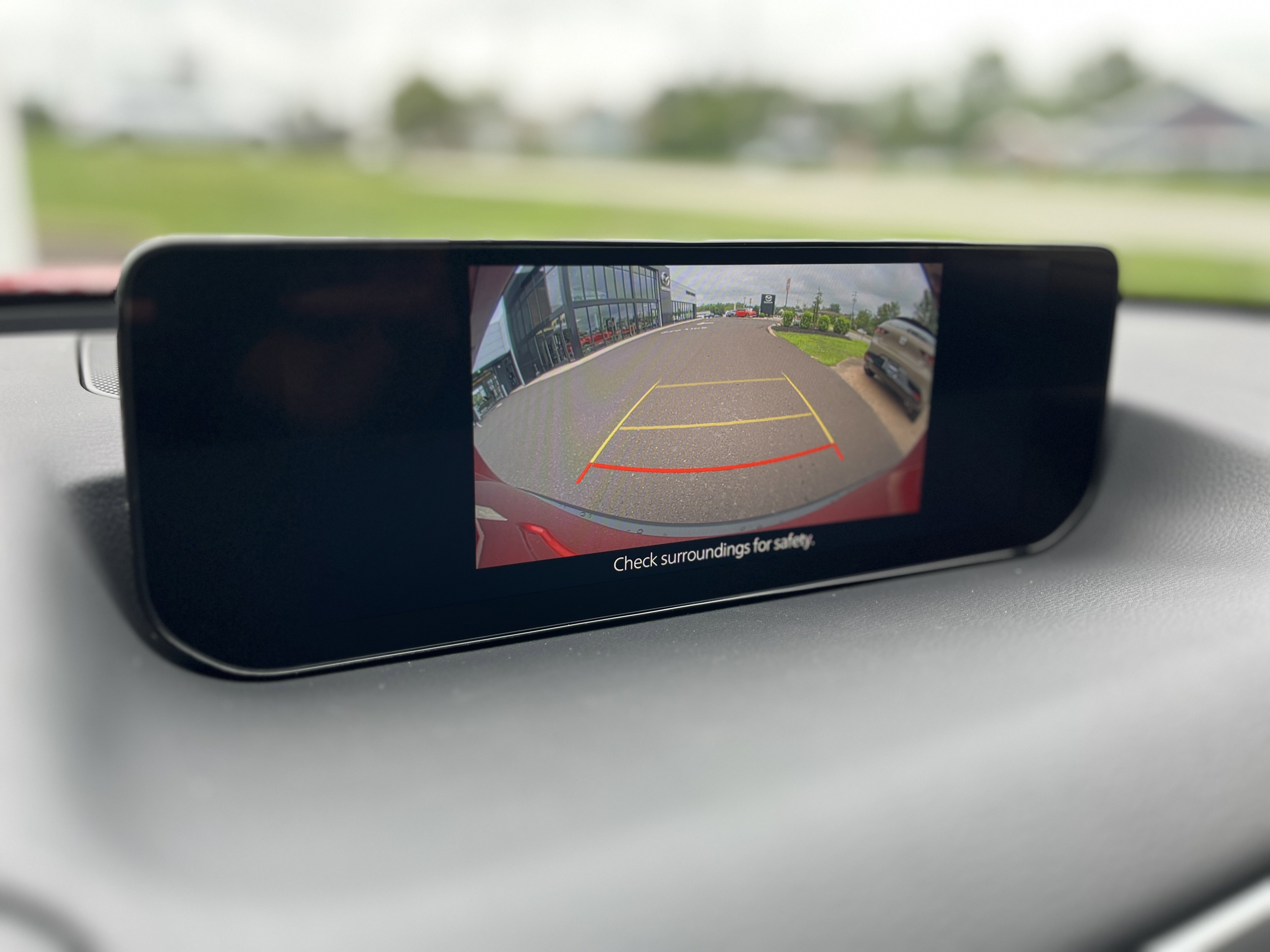 2025 Mazda CX-50 2.5 S Preferred photo 2