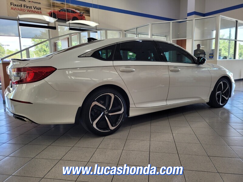2021 Honda Accord Sport 1.5T photo 3