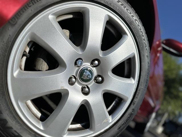 2005 Jaguar X-Type photo 4