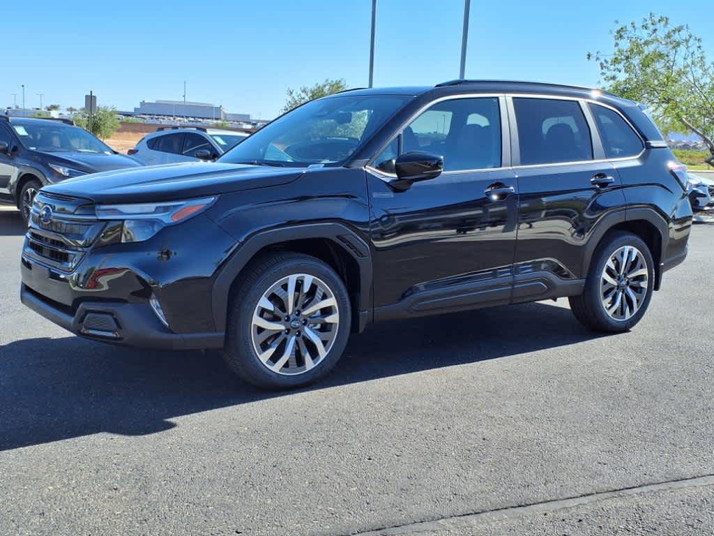 2025 Subaru Forester Touring photo 3