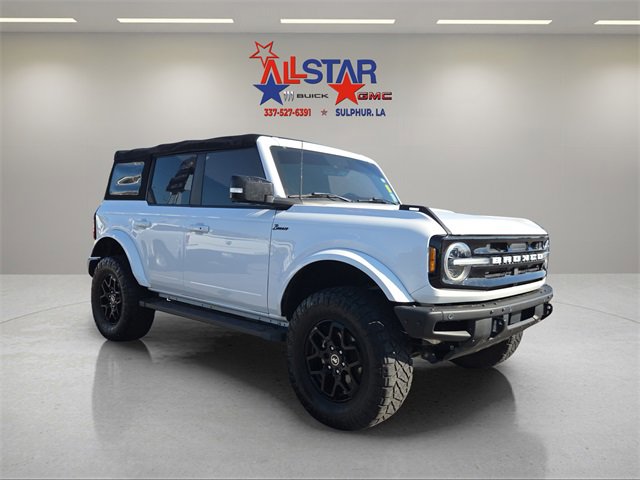 2022 Ford Bronco 4-Door Outer Banks's photo