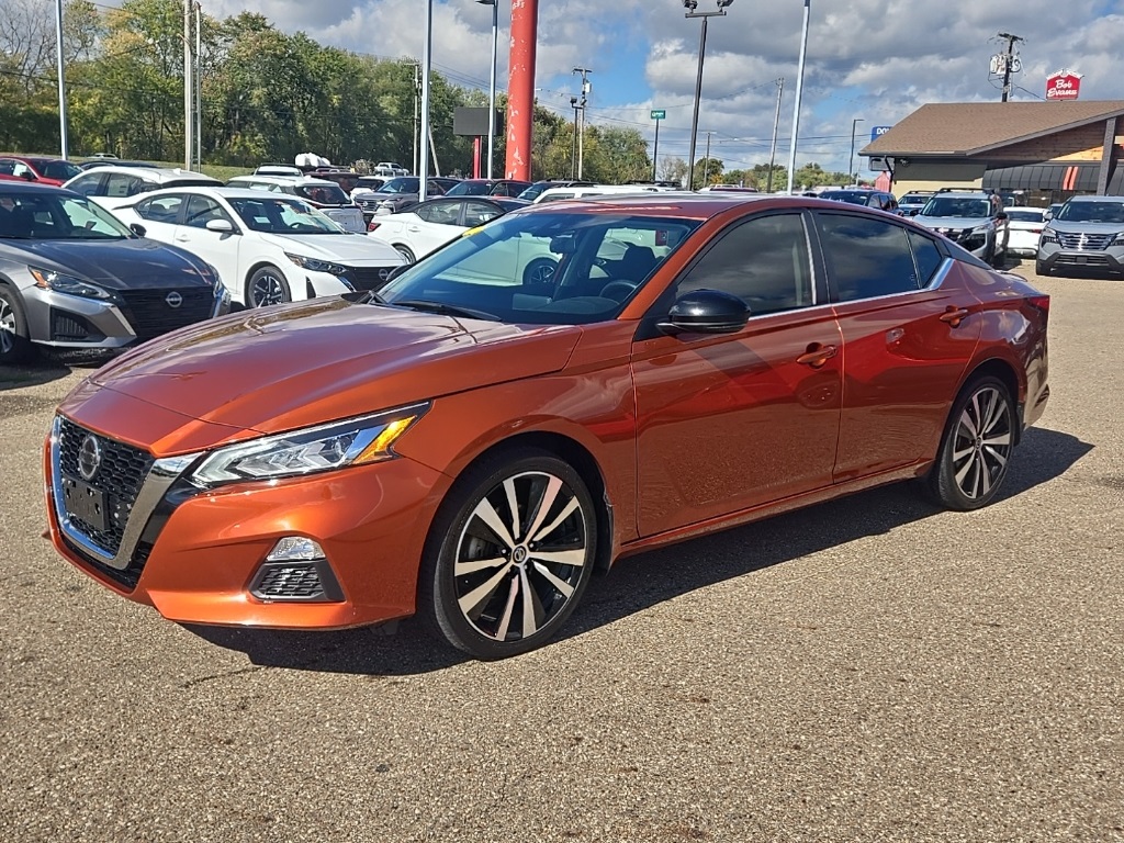 2020 Nissan Altima 2.5 SR photo 3