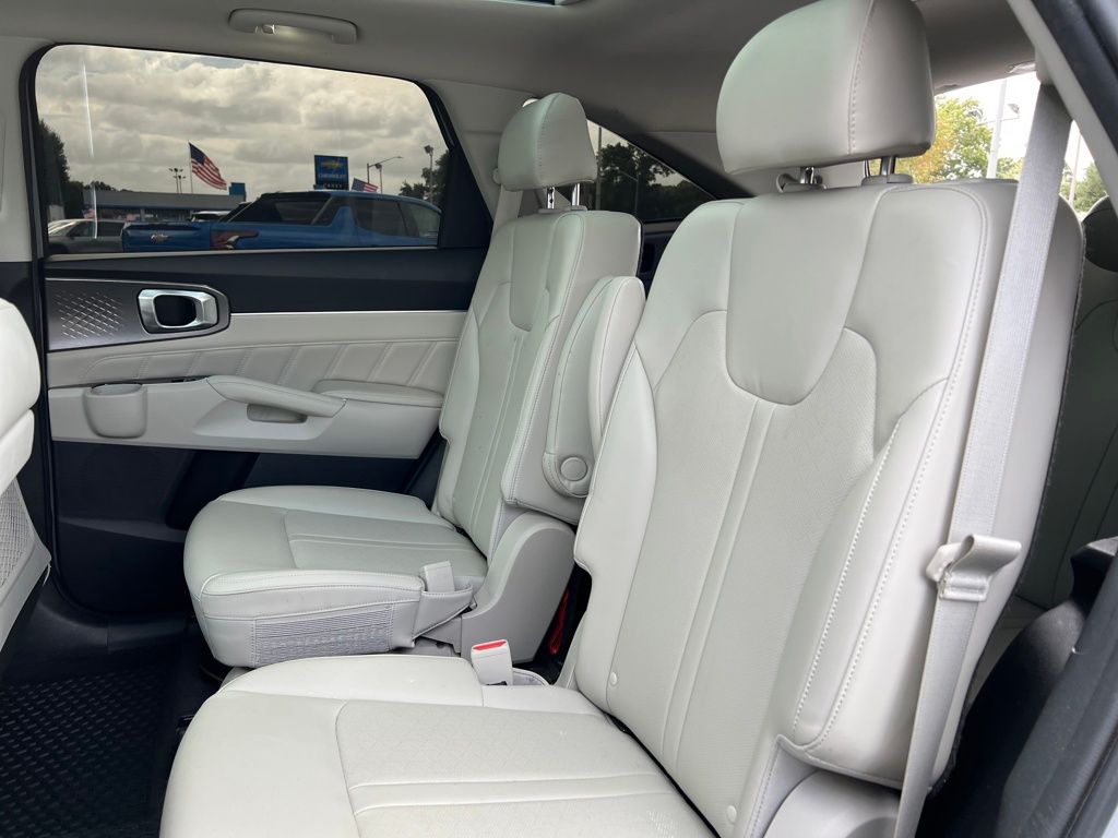 2022 Kia Sorento SX photo 22