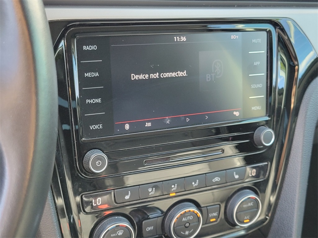 2020 Volkswagen Passat 2.0T SE photo 18