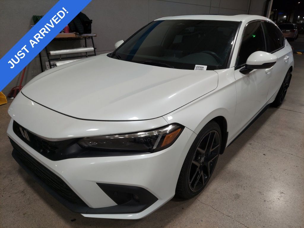 2023 Honda Civic Hatchback Sport Touring's photo