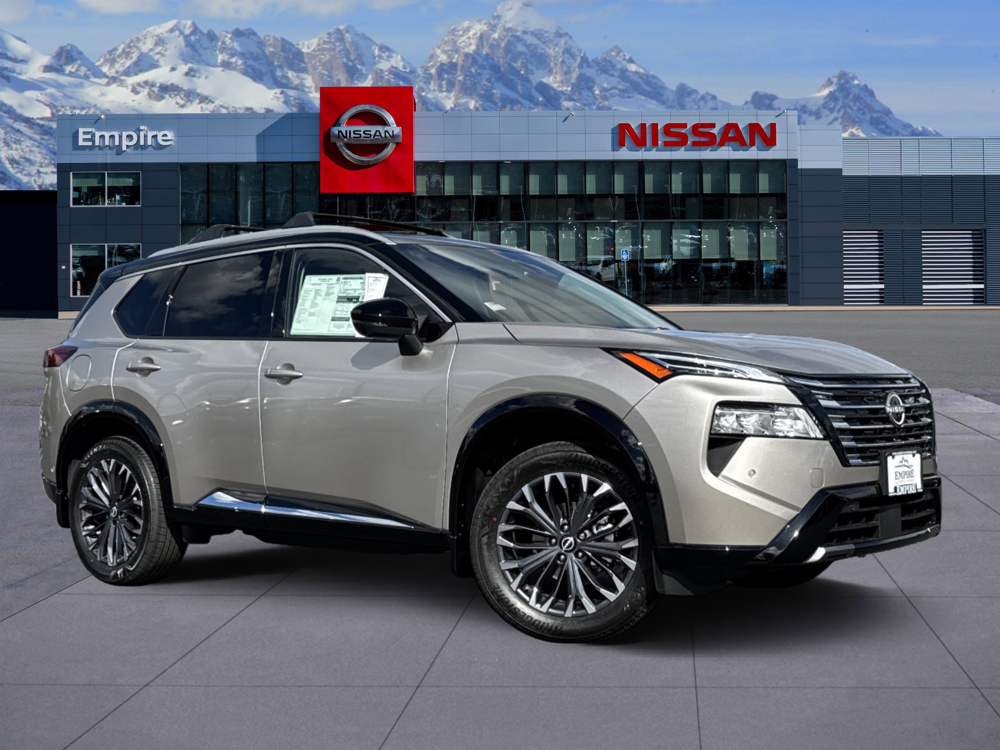 2026 Nissan Rogue Platinum's photo