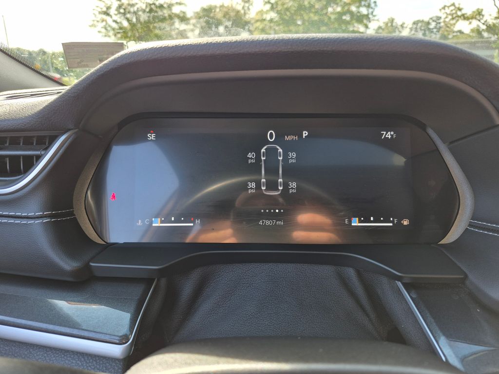 2021 Jeep Grand Cherokee Altitude photo 18