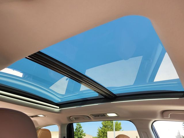 2022 Subaru Ascent Touring photo 9