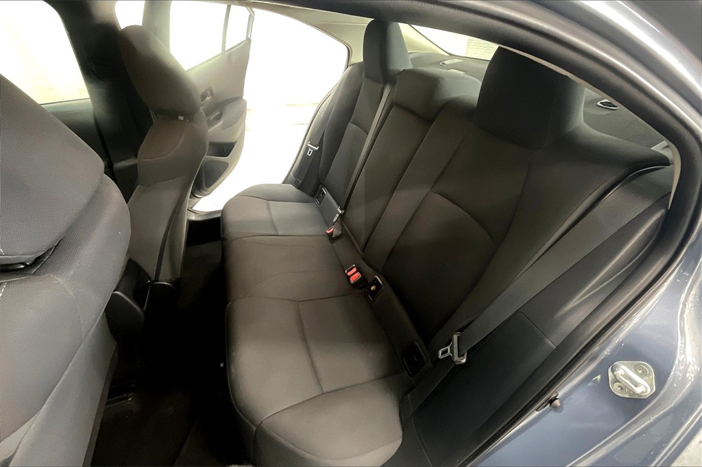 2022 Toyota Corolla LE photo 24