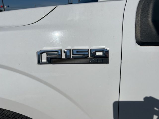2020 Ford F-150 XLT photo 2