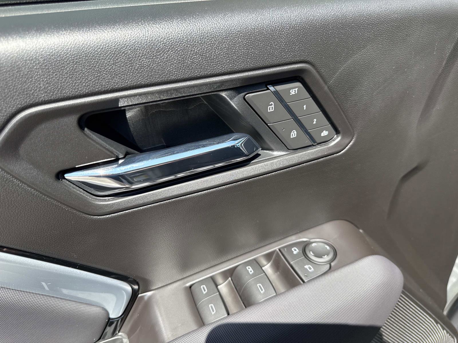 2026 Chevrolet Colorado Z71 photo 18